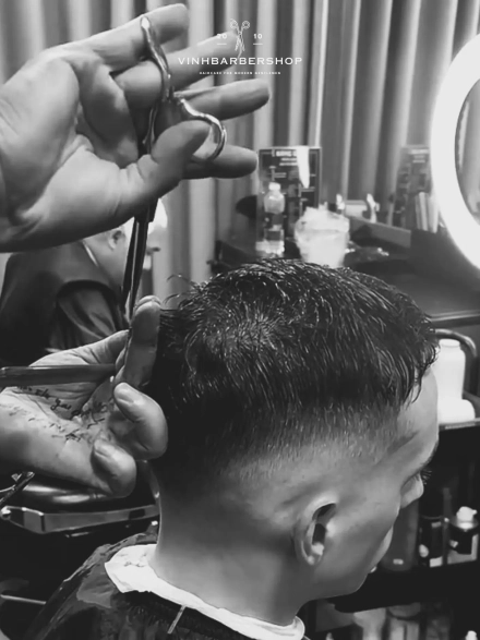 Tổng Thể Dịch Vụ Vinh Barber Shop